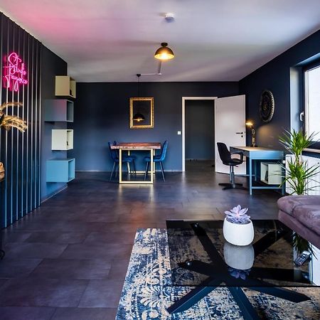 Studio Fayence - Emma, Netflix, Wifi, Workspace Karlsruhe Bagian luar foto