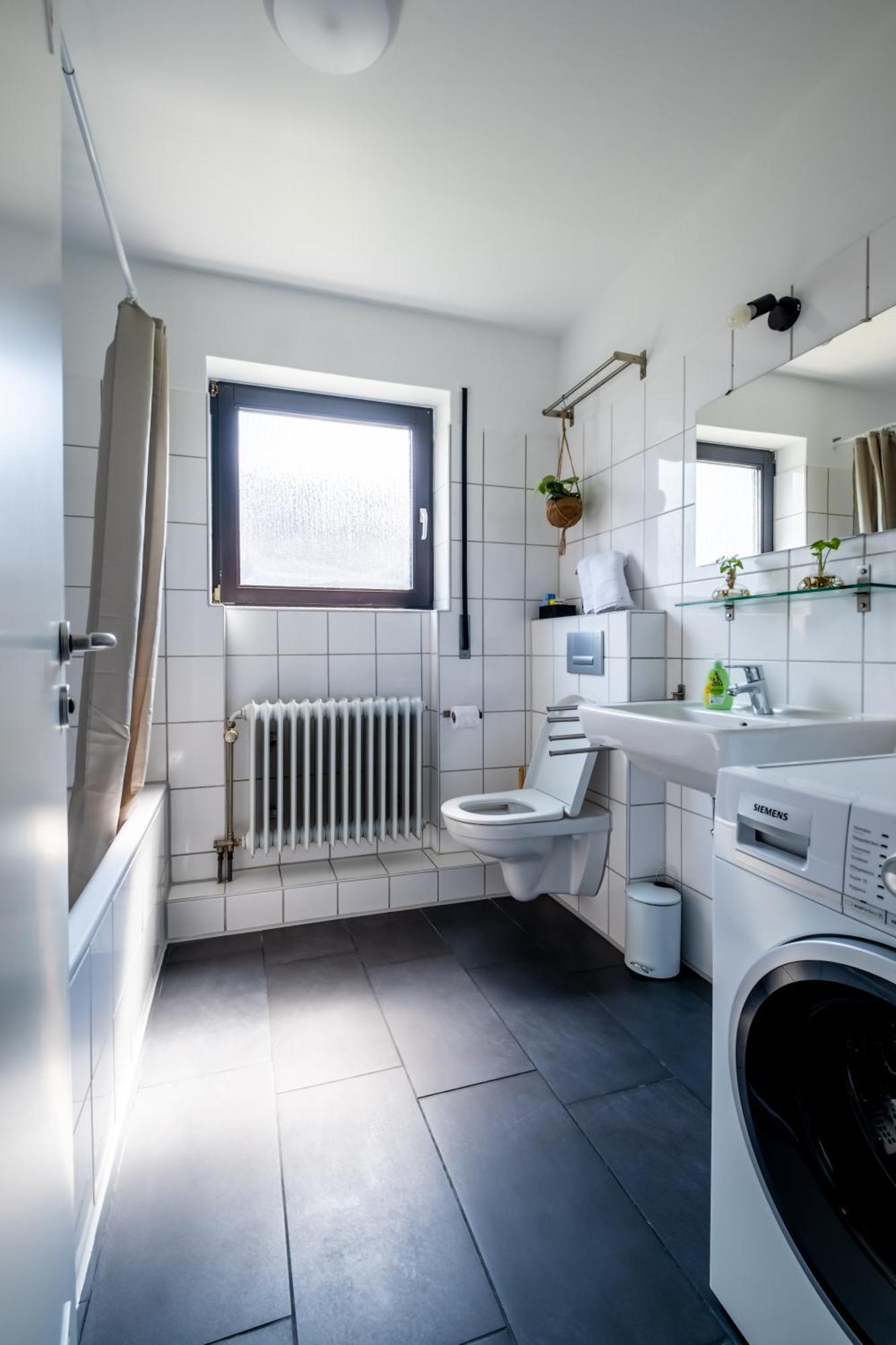 Studio Fayence - Emma, Netflix, Wifi, Workspace Karlsruhe Bagian luar foto