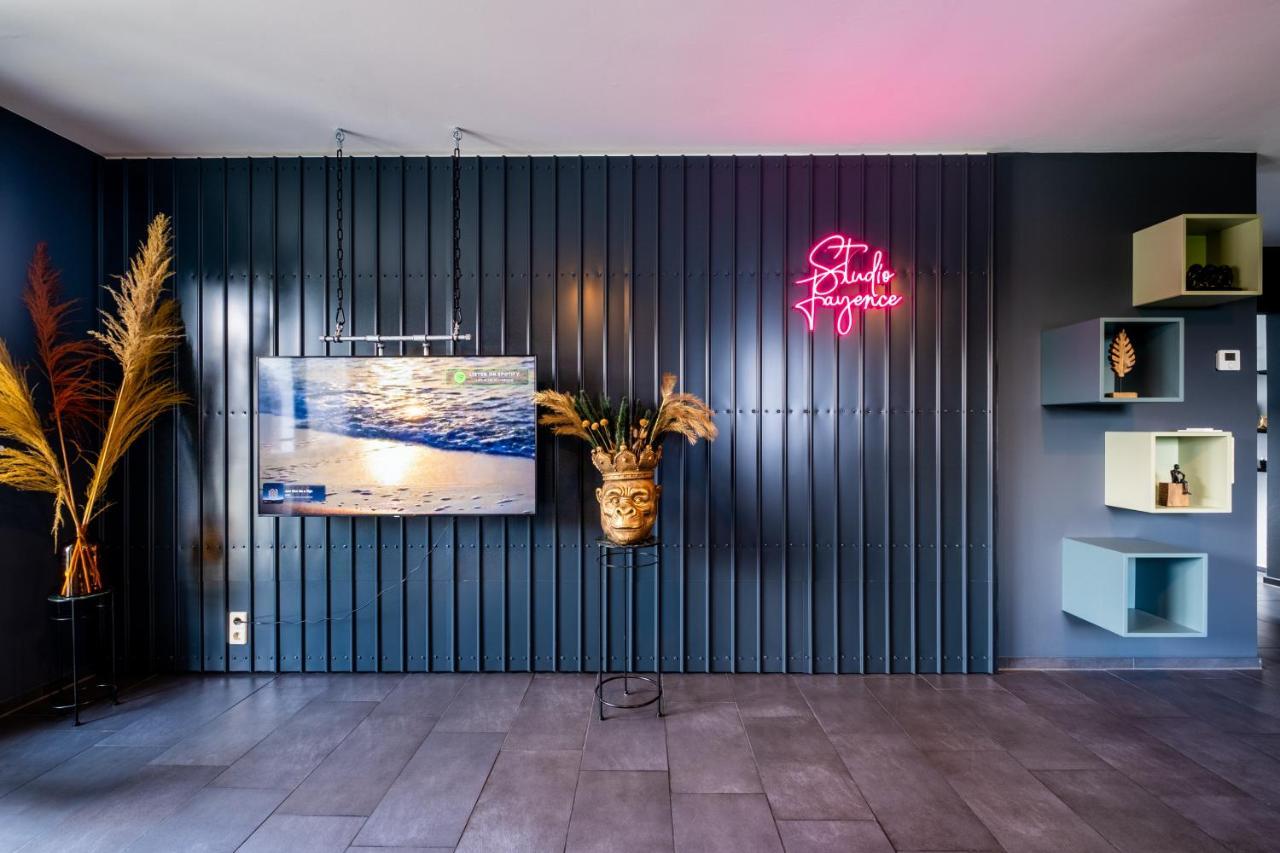 Studio Fayence - Emma, Netflix, Wifi, Workspace Karlsruhe Bagian luar foto
